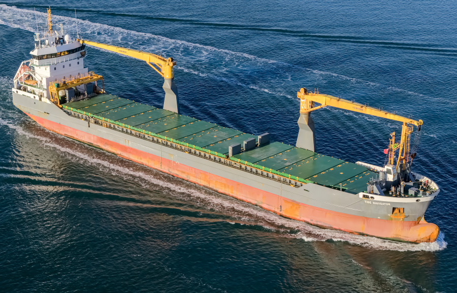 Tide Navigator at Poole, UK